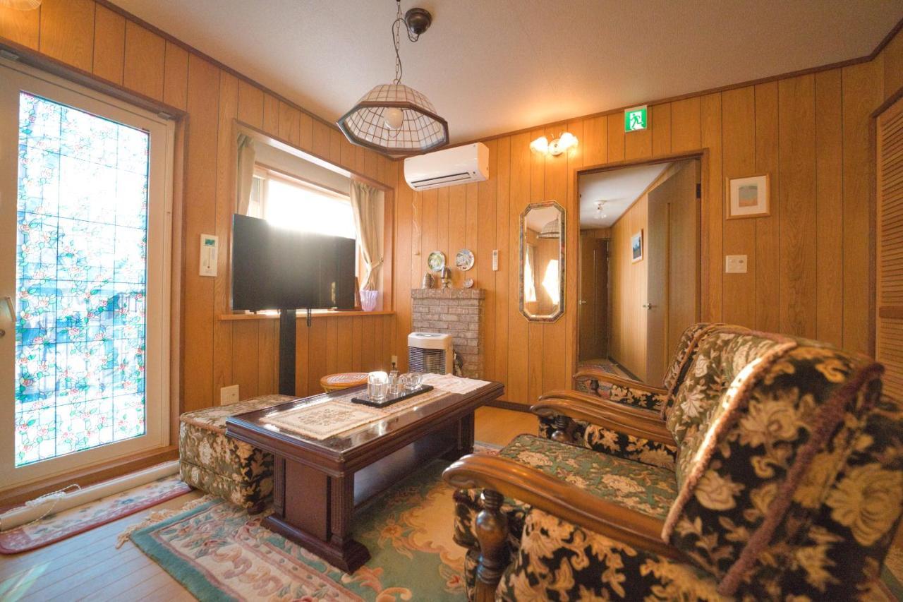 Holiday home The Lakeview Toya Shirokumanoyado